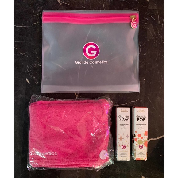 Grande Pop Liquid Blush SWEET PEACH + Grande Glow FRENCH PEARL + Hair Towel +